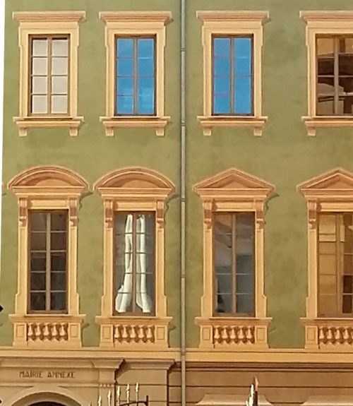 Trompe-l'oeil (optical illusion) art works in Nice, France